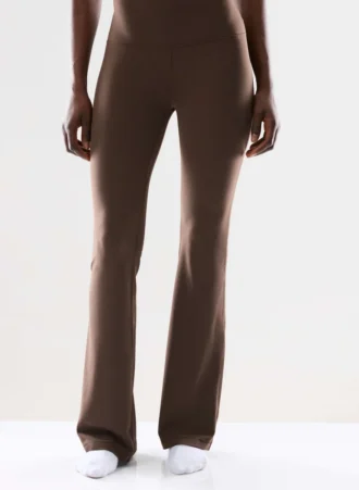 BUTTER Cheeky Hi-Rise Flare 32″ Legging