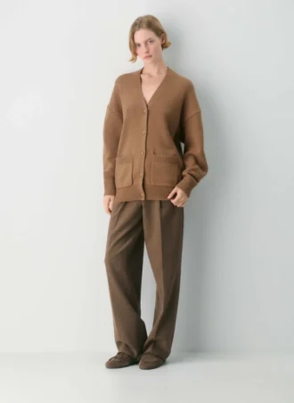 Cardigan à col en V en laine mérinos épaisse