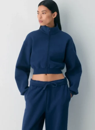 Sweat-shirt boyfriend court à capuche et fermeture éclair en molleton douillet